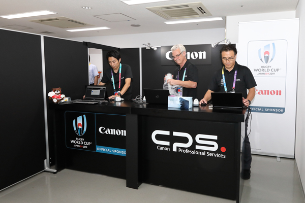 A camera service booth inside the stadium(Sep. 20, Tokyo)