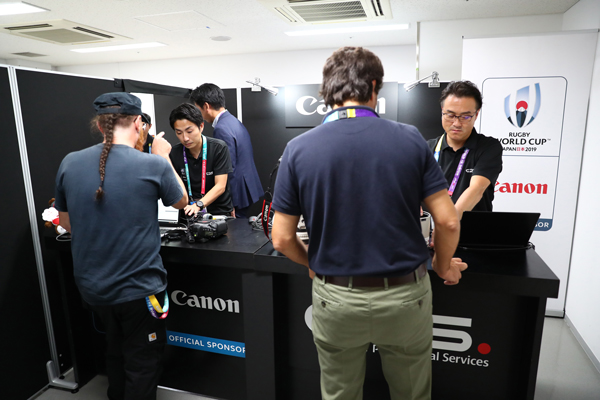 Several photographers visit a camera service booth(Sep. 20 Tokyo)