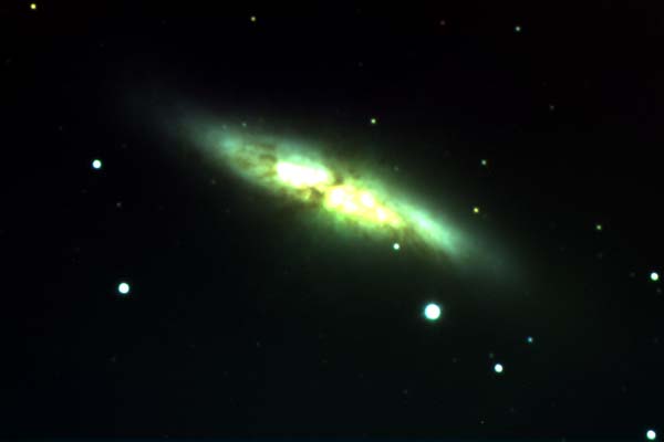 Nearby starburst galaxy M82