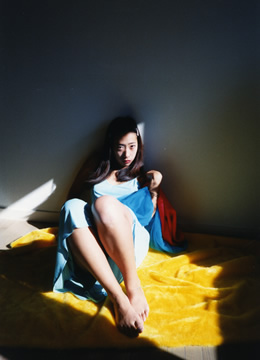 Mika Ninagawa “Happiness Self Portrait 1996”