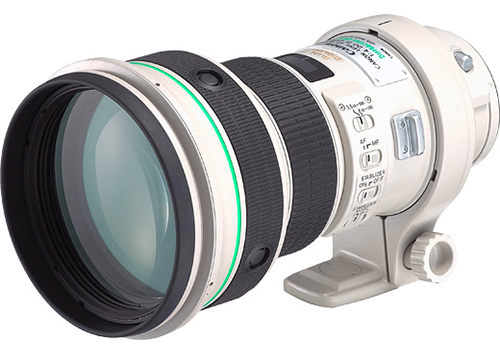 EF400mm f/4 DO IS USM<br>Released in Japan in<br>December 2001