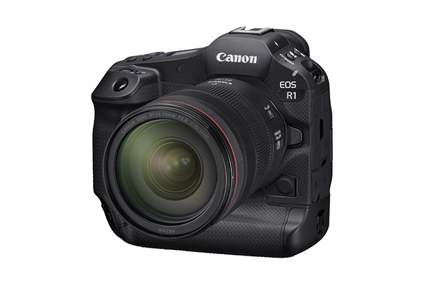 EOS R1 (equipped with RF24-70mm F2.8 L IS USM)