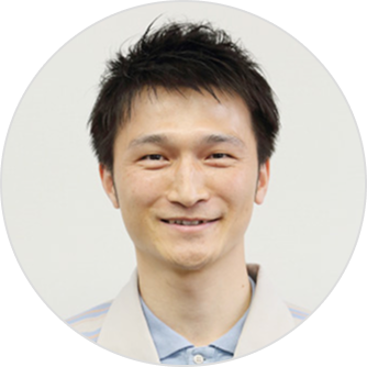 This is a portrait image of developer Ryo Kuwano.