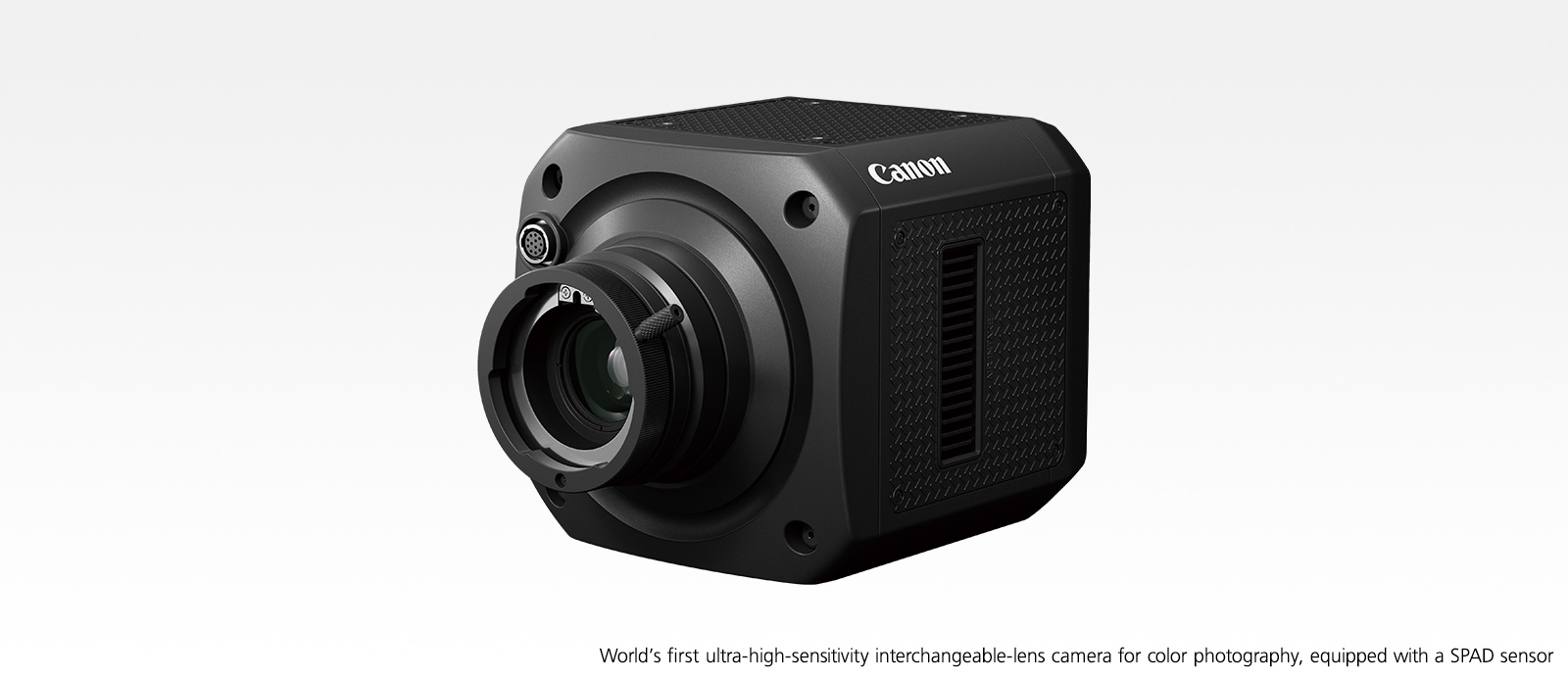 World’s first ultra-high-sensitivity interchangeable-lens camera for color photography, equipped with a SPAD sensor