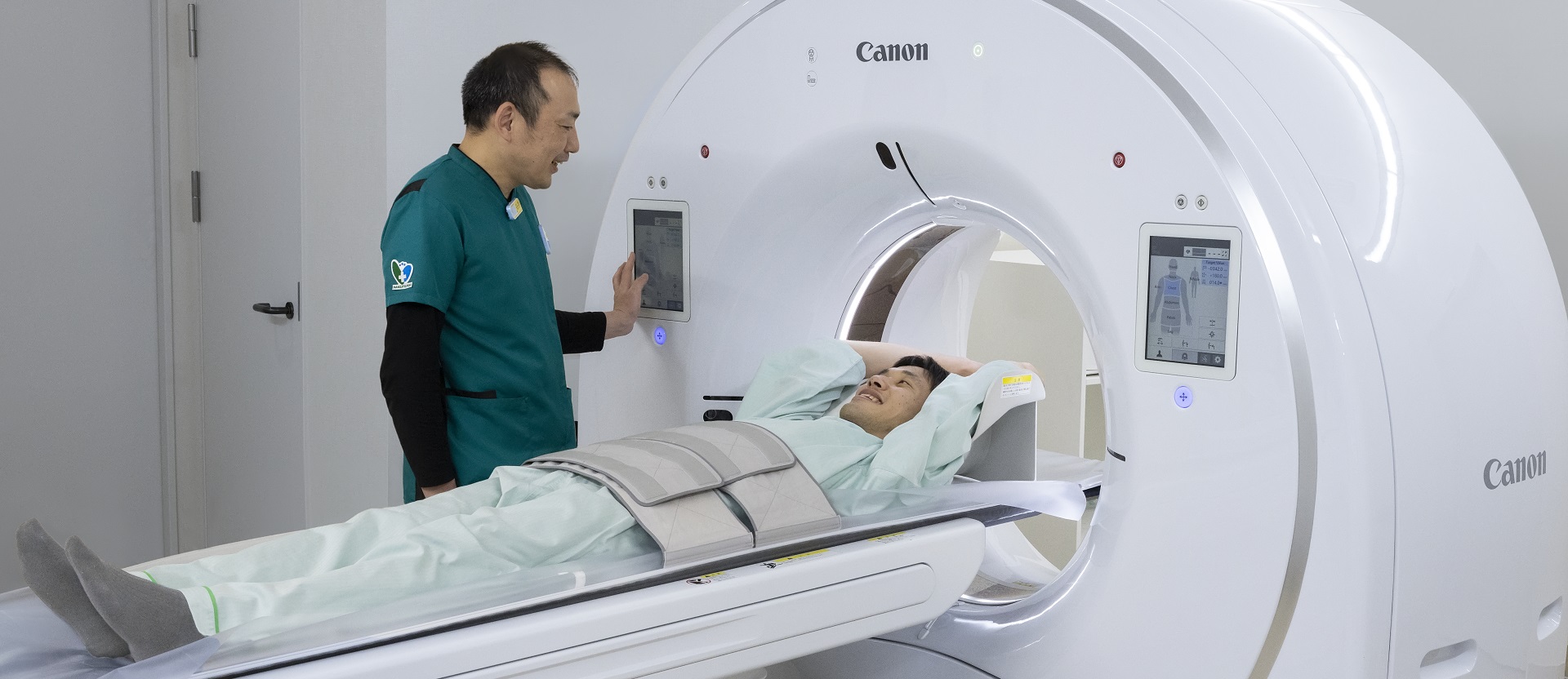 X-ray CT System That Supports Emergency Medical Care