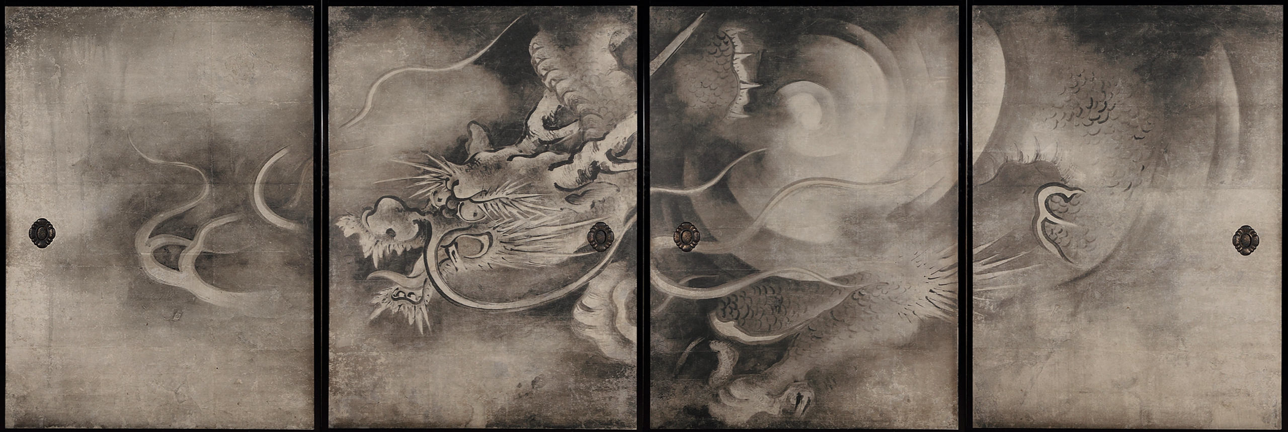 Dragons and Clouds right screen