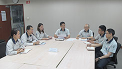 キヤノン（中山）事務機有限公司の会議の様子