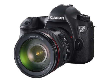 EOS 6D<br>デジタル一眼レフカメラ<br>（2012年11月発売）