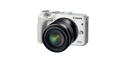 EOS M3<br>ミラーレスカメラ<br>（2015年3月発売）<br>* 写真はEOS M3（ホワイト）