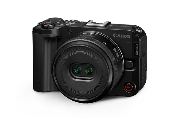 RF-S7.8mm F4 STM DUAL (EOS R50 V装着時)