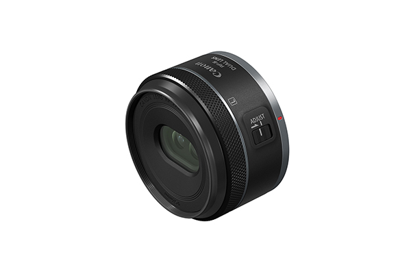 RF-S7.8mm F4 STM DUAL 