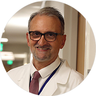 ジョンズ・ホプキンス病院のアルミン・アルバーブ・ザデ先生の画像