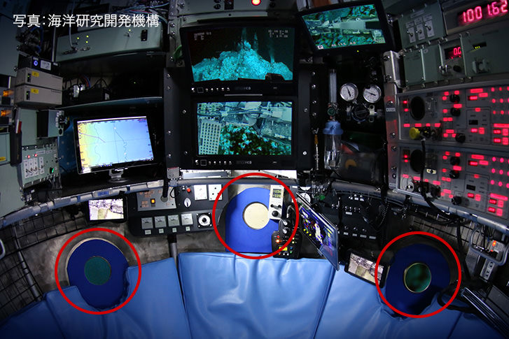 コックピット内画像