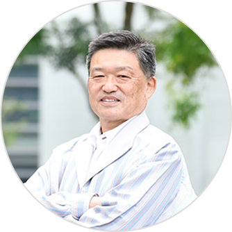 開発者尾上博一と有馬寛人のポートレート画像です。