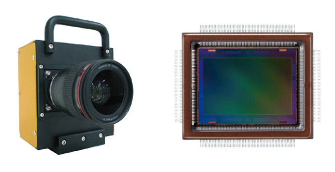 2.5億画素CMOSセンサーの画像とセンサーを搭載した試作カメラの画像です。