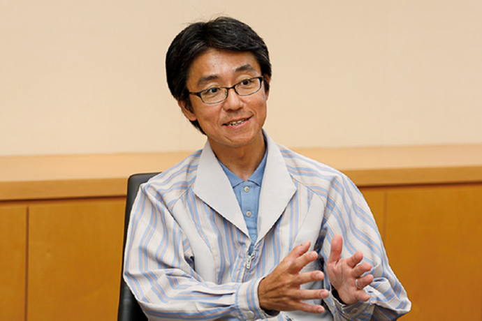 開発者のインタビュー画像です。