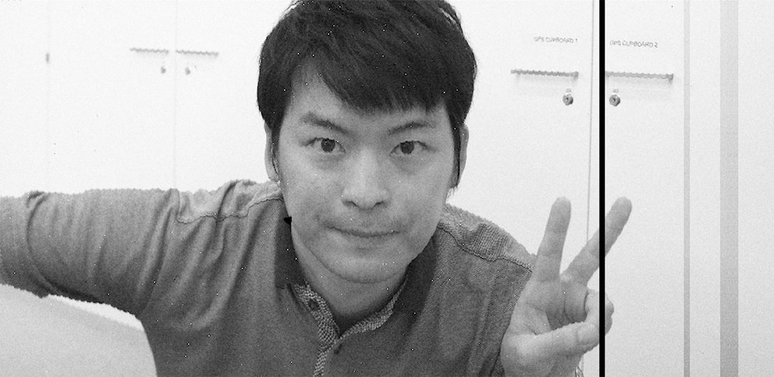 はじめて50万画素の撮影に成功した際に撮影した自撮り写真