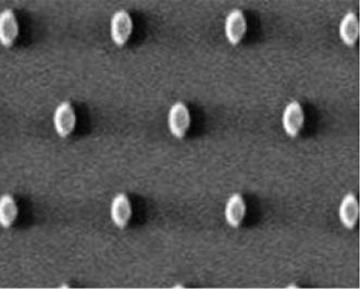 NILで形成した2次元、3次元の回路パターンイメージ