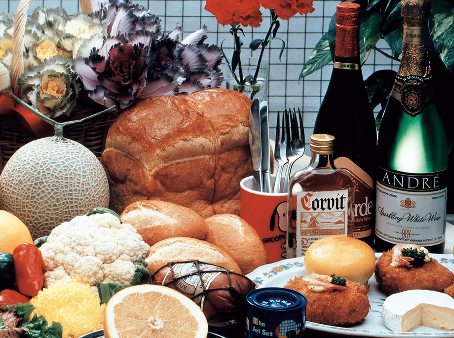 フルHDを超える320万画素のカラー画像