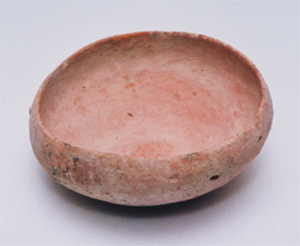 初期青銅器時代（前3300年−2200年）時代に使われていたランプ。