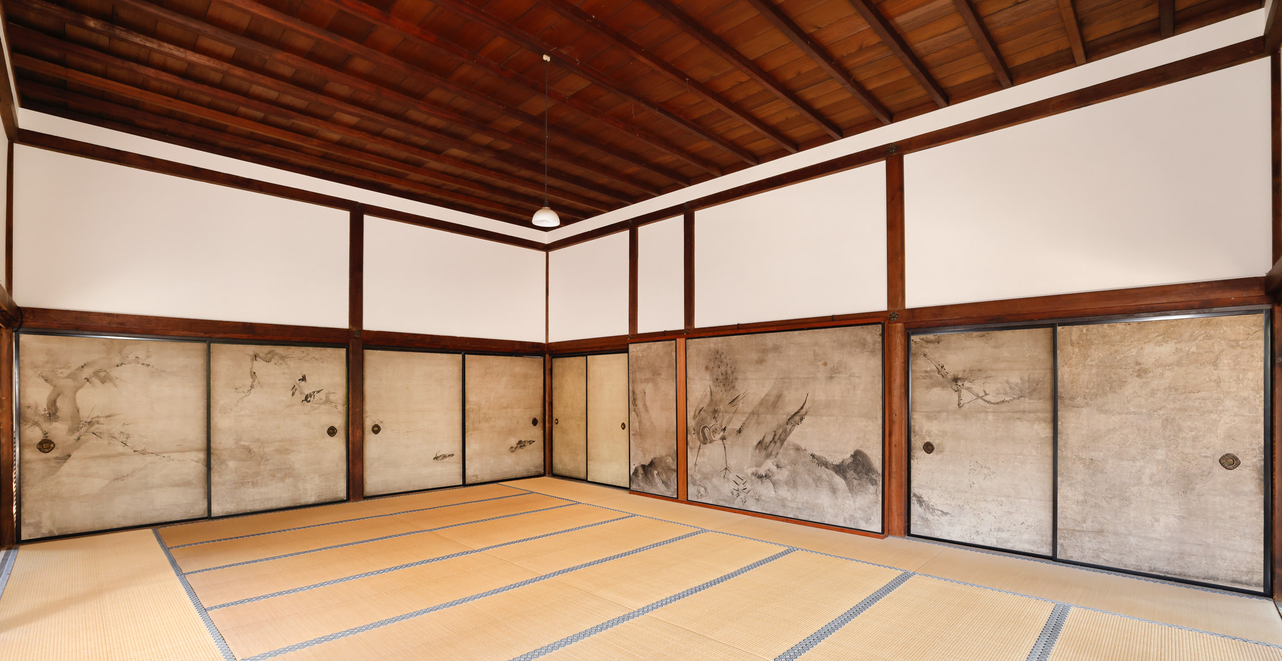 建仁寺方丈障壁画　花鳥図襖 展示の様子